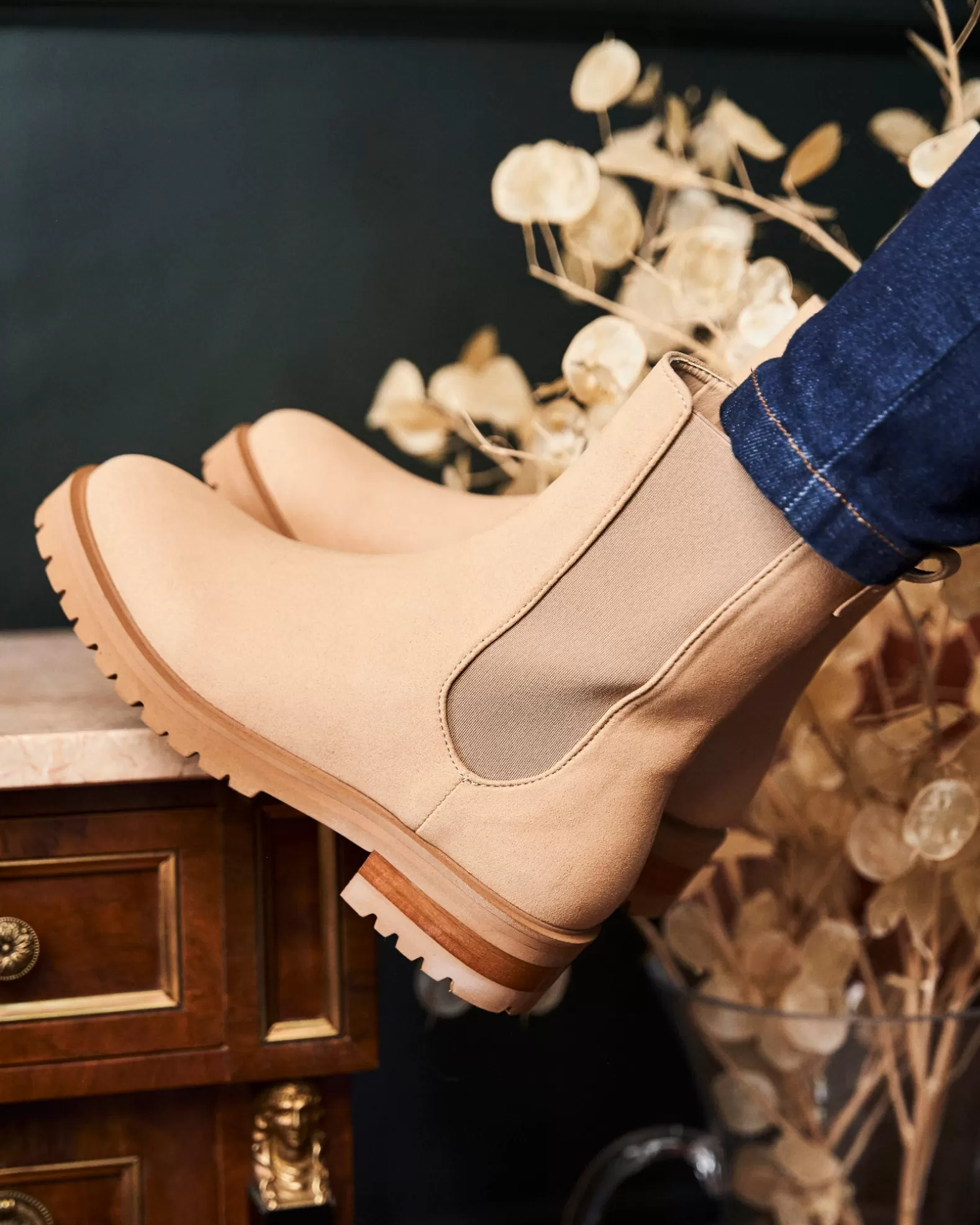 Minuit sur Terre Chelsea Latte< Low Boots