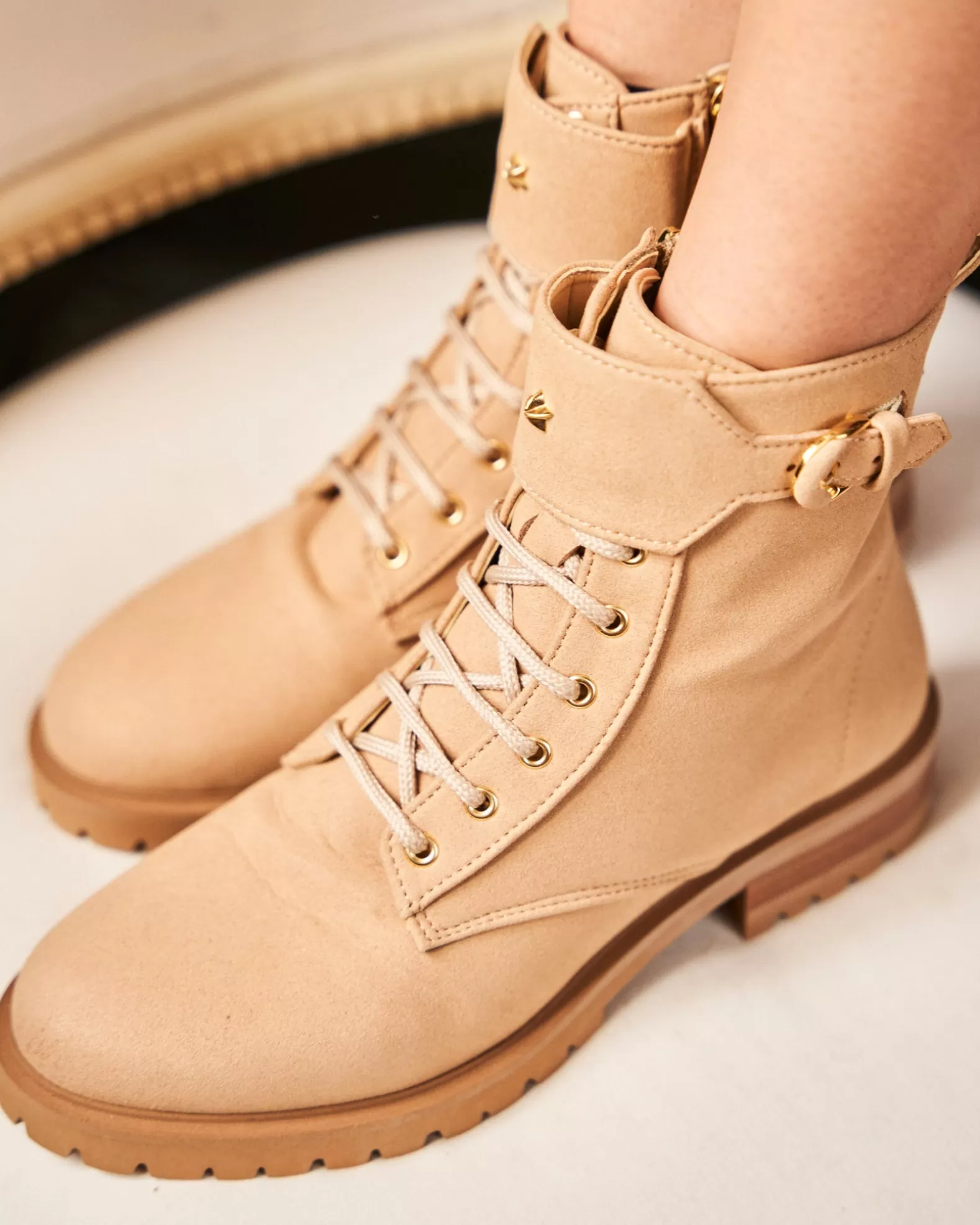 Minuit sur Terre Jupiter Latte< Low Boots