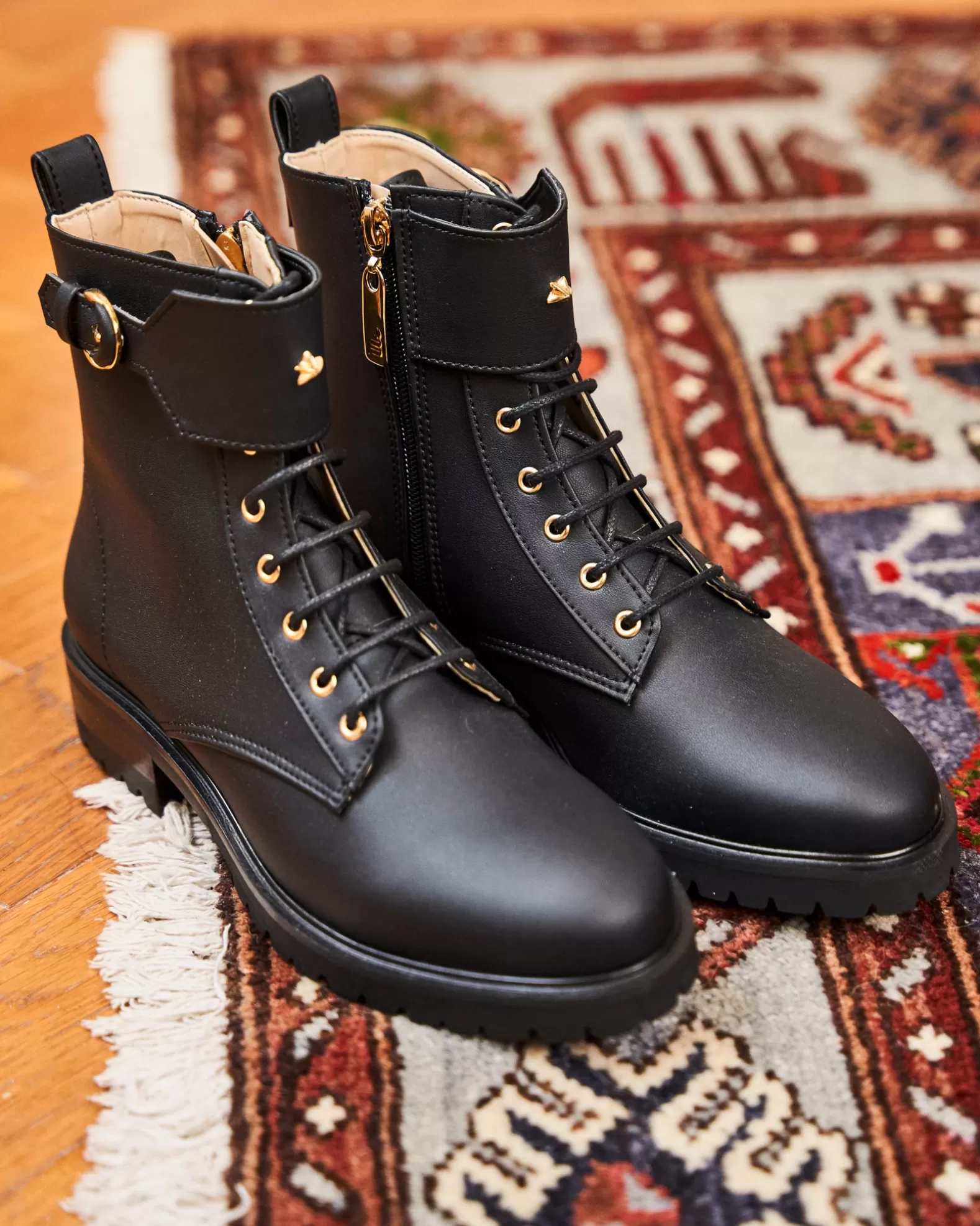 Minuit sur Terre Jupiter Noir< Low Boots